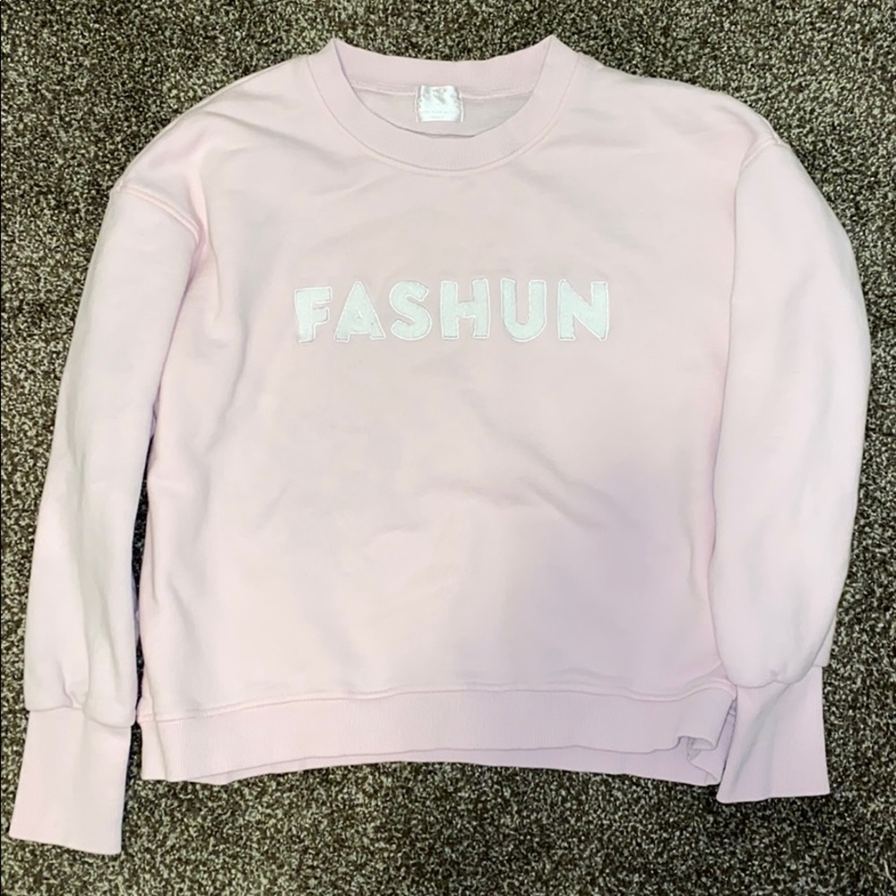 Sarah’s Day Fashun sweatshirt